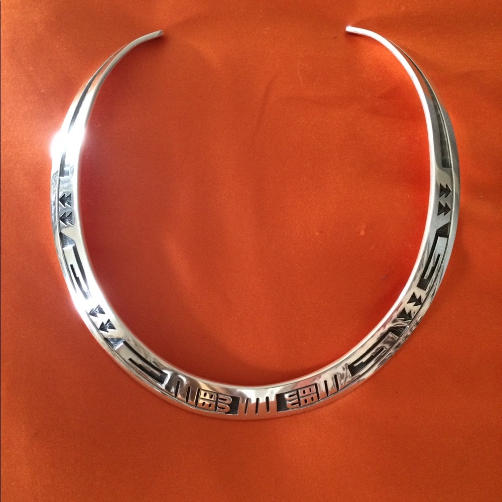 Solid sterling silver neck bangle .925